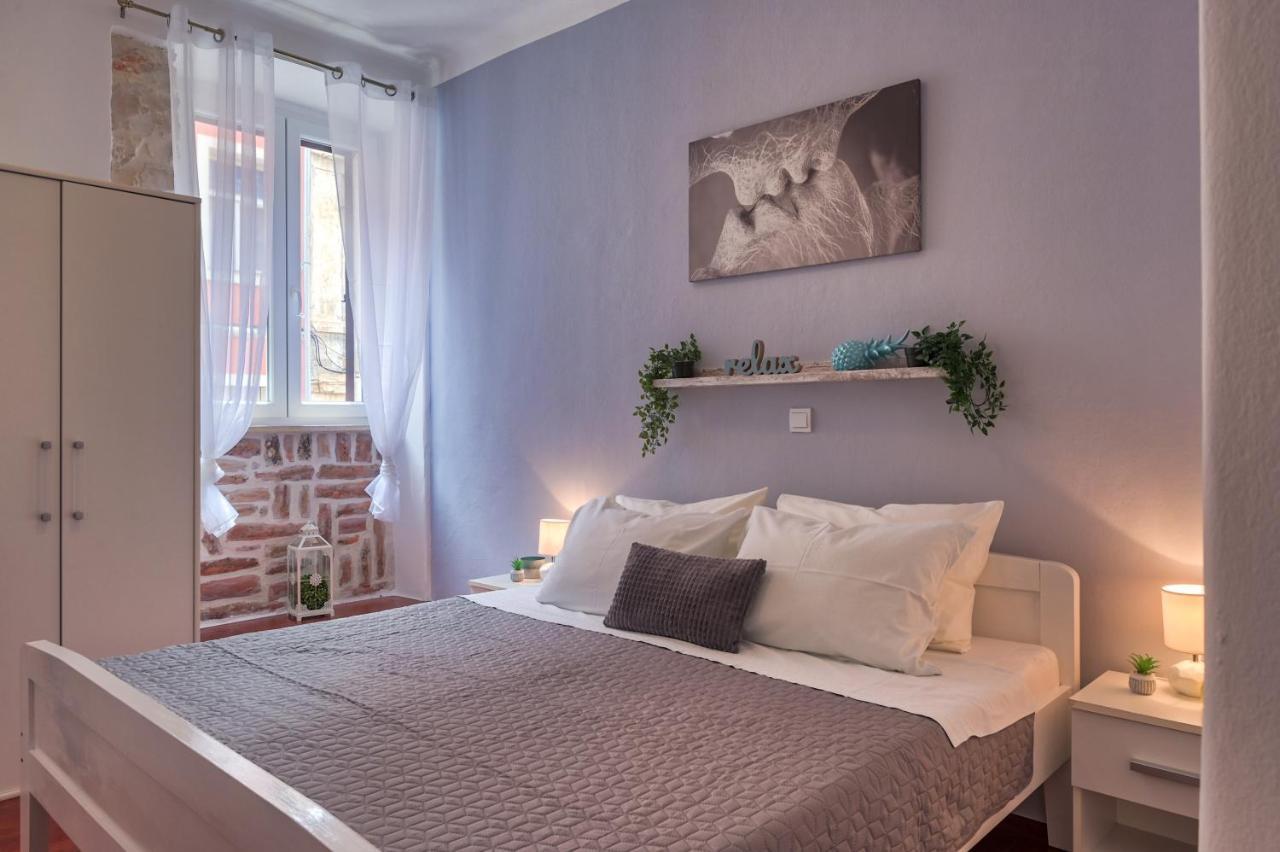Arena City Apartment Pula Luaran gambar
